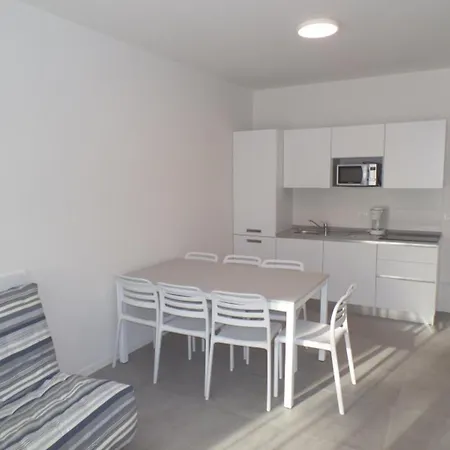 Wide Three-bedroom Flat In A Modern * Bibione